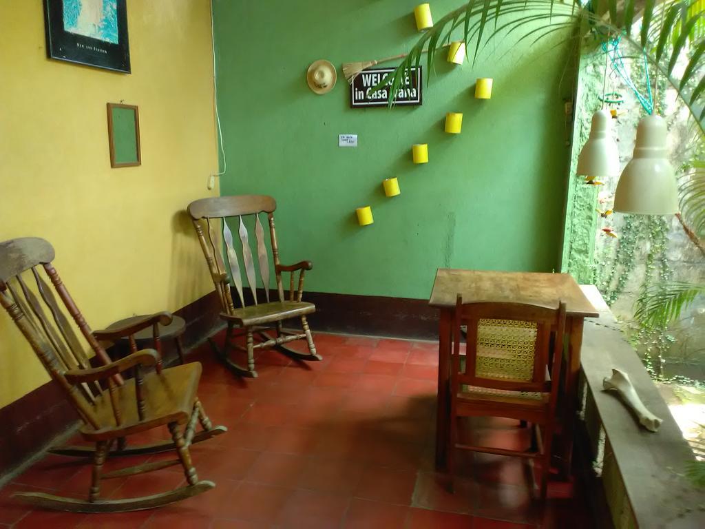 Hostal Casa Ivana León المظهر الخارجي الصورة
