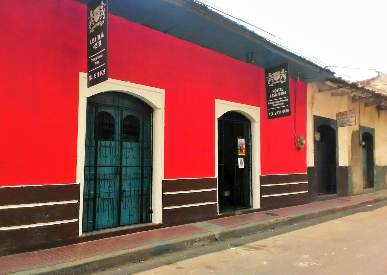 Hostal Casa Ivana León المظهر الخارجي الصورة